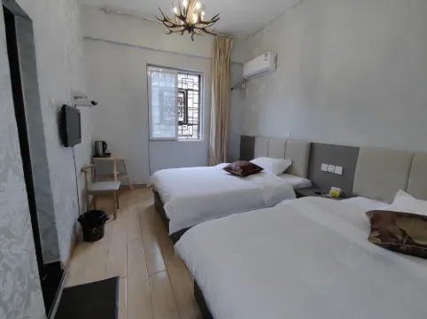 Qiqi Homestay