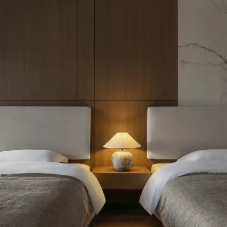 BAOHE Hotel· A Lakeside Private Hot Spring Retreat