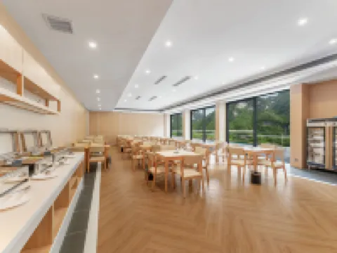 Wujiang Gallery Wellness Resort Hotel Hotels in Pengshui County