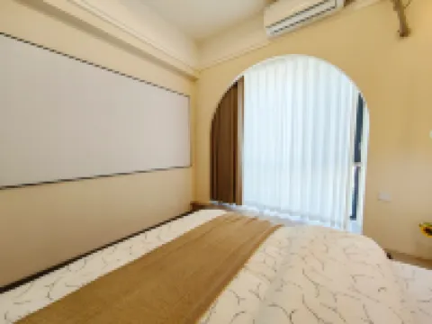 Taiyuan Sunshine Movie Homestay (Xiayuan Subway Station Park Times City)