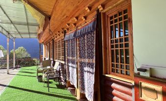 丹波 Jiemei Chinese Inn 2つ星 ホテル スイート