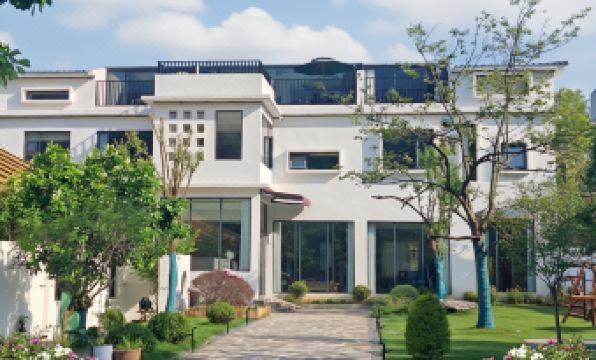 LU SHAN ZHENSHANYUE INN