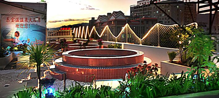 Dongbao Wenquan Grand Hotel (Ruili Caifu Plaza) Hôtels à&nbsp;: Ruili