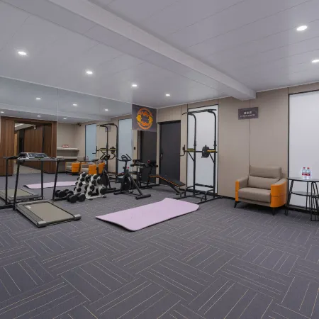 Urba Hotel (Kangding Xinduqiao Town)