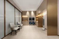 Lavande Hotel (Wuzhou Qilou Town Archway) - Gym