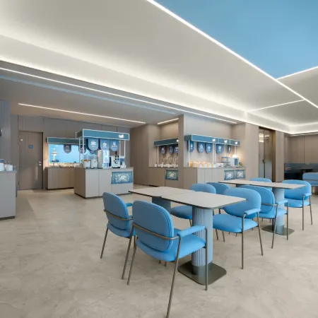 Hanting Hotel (Yangjiang Station Branch)