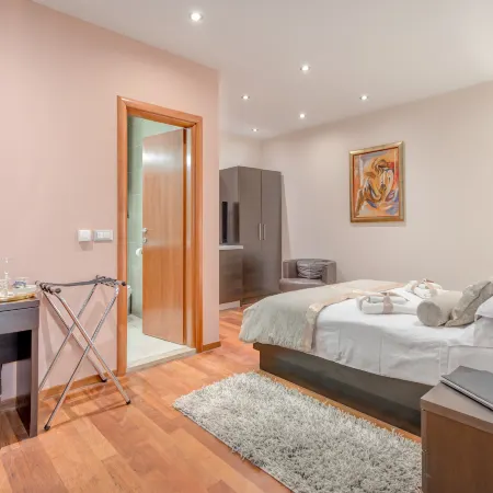 Palace Suites Heritage Hotel - Adults Only