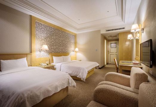 가이드 호텔 중리 중정 외관