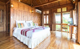 Phi Phi the Beach Resort