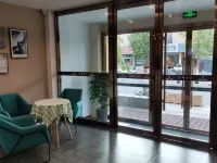 銀都ホテル(費県和平路) 費県のホテル