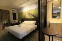 VI Boutique Hotel
