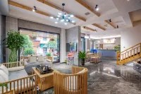 Guiranju Light Luxury Guesthouse - บริการรถรับส่ง