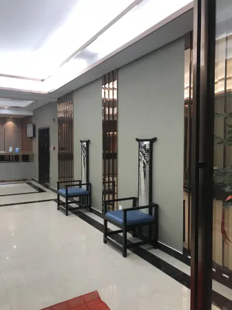 Yingshan Xinghao Business Hotel