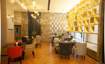 ECHARM HOTIE(Beijing West Railway Station South Plaza store)