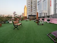 Chengguo Hotel (Shenzhen Dongmen Laojie Shebu Subway) Hotels near Jiulong Square