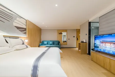 Shangqiu Qingzhu Hotel (Shangqiu Ancient City First People's Hospital Store) Отели рядом с достопримечательностью «Jinshiji Square»