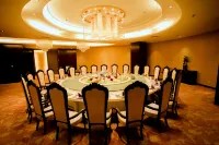 Taihu County Huating Lake Century International Hotel