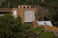 Bafeng Retreat Hotels in Turpan