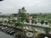 Microtel by Wyndham Miluo Hotels in Miluo