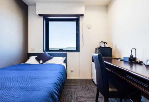 호텔 라이브맥스 카케가와 에키마에