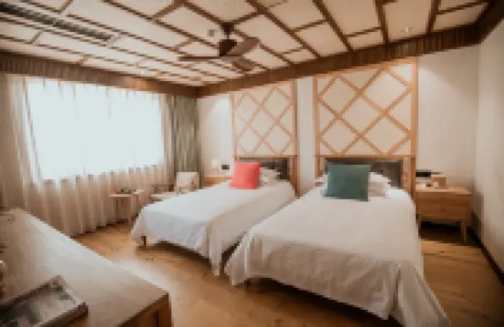 Floral Hotel · Yixing listen to the wind Hotel Hotels near Taozu Sacred Site