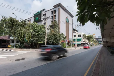 Bangkok City Suite Hotels near Centre of Excellence in Mathematics Faculty of Science at Mahidol University - Phayathai Campus