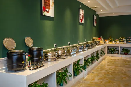 Qianmei Resort Hotel (Nanxiong Shuixi small Island store)