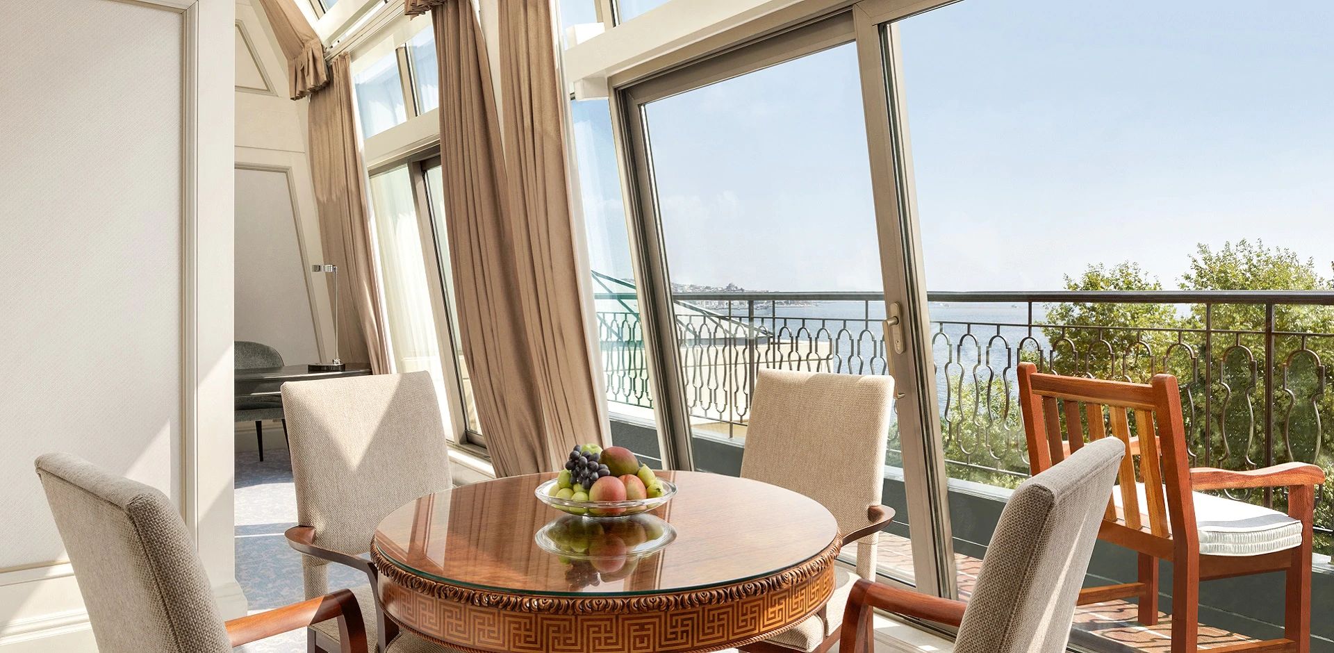 Shangri-La Bosphorus, Istanbul