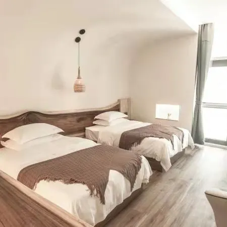 Delingha eight petal Gesang B&B