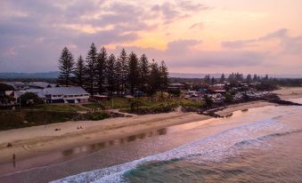 Byron Bay Hotel and Apartments