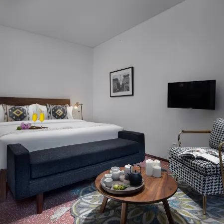 Peking  Yard Siheyuan Boutique Hotel(Garden&Terrace &Lama Temple&hutong&Houhai&Tiananmen&Restaurant