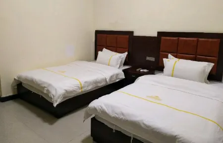 Sandu Chunhui Hotel Отели рядом с достопримечательностью «Shui Ge Shui Zhai»