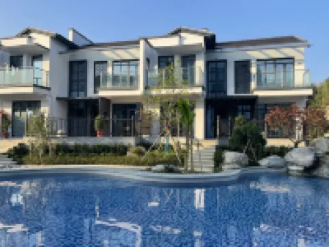 Yixing Lingquan Valley Holiday Hotel