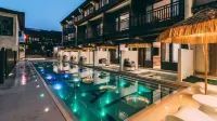 Jiande Man Coral Hot Spring Resort Hotel
