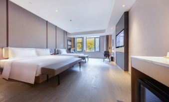 Atour Hotel Xianlin University Town Nanjing University Subway Station