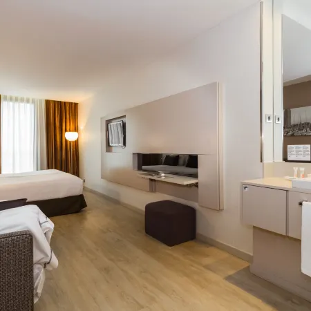 Grums Hotel & Spa Отели рядом с достопримечательностью «Крепость Монжуик»