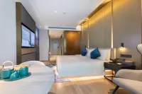 Atour S Hotel Zhongbei Road  Chuhe Han Street