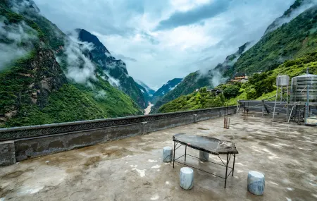 Teacher Zhang's Inn