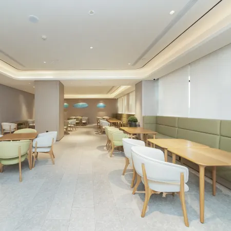 JI Hotel (Xinyang Railway Station Tianrun Square)