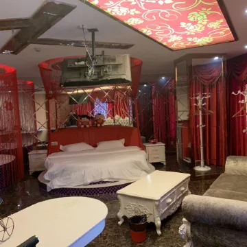 Nanjiang Hotel, Pingjiang