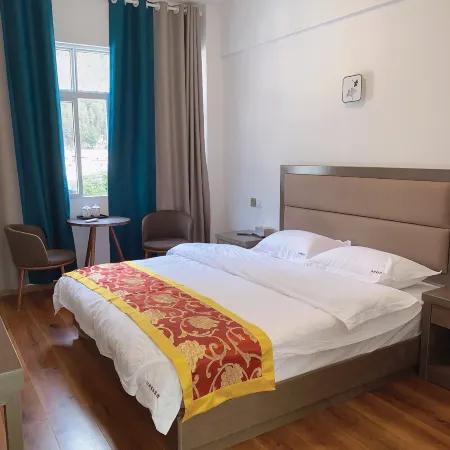 Chayan Jiangzhe Business Hotel