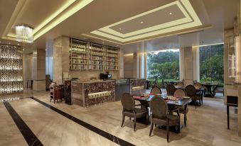 DoubleTree Suites by Hilton Bengaluru Outer Ring Road