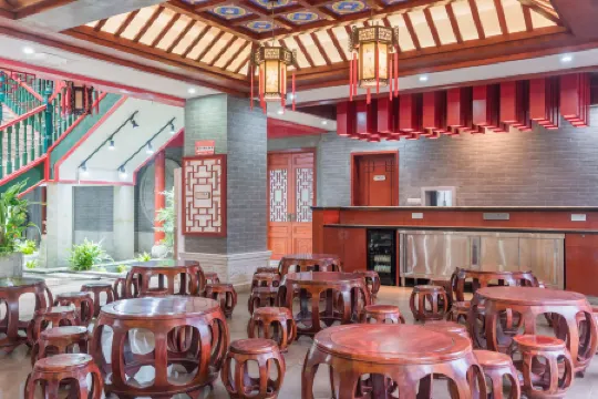 Pingtan Honglou Meng Theme Inn