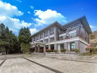 Mingyu Longgang Holiday Hotel