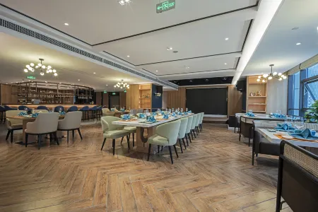 W·T INTERNATIONAL HOTEL Отели рядом с достопримечательностью «Yazhou Lounge Bridge»