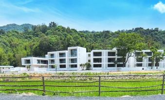 Dongyuan Wanlv Lake Shisan AFTERHOURS Homestay