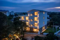 Weizhou Island Langyun Youting Homestay (Shell Beach Branch) Hotel dekat Catholic Church