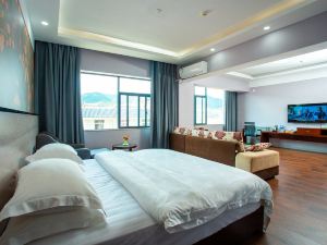 Xinping Sakura Holiday Hotel