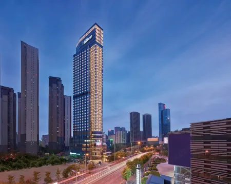 Hilton Shenyang Отели рядом с достопримечательностью «Shenyang Science Palace»