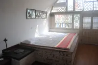 Linxian Lukou Homestay Cave